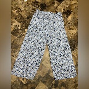 NWOT H&M Blue and White Floral Pants 3-4 years